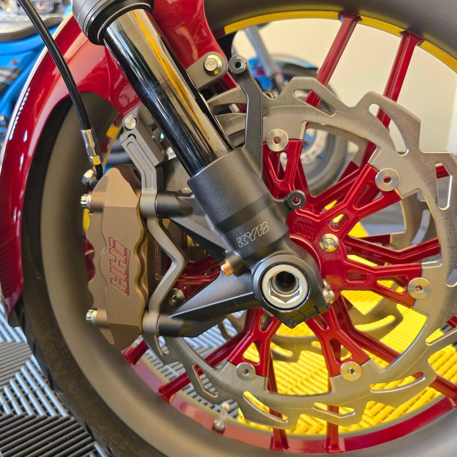 Custom FXR build with Front HHI Radial Calipers, Brake Rotors